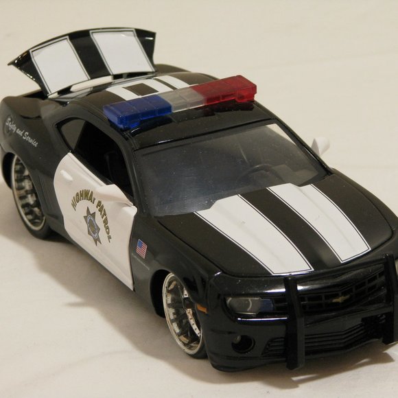 2010 Camaro SS diecast Police Car - Picture 1 of 9